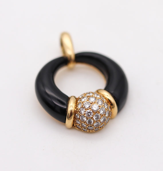 VAN CLEEF & ARPELS Paris Large Pendant In 18Kt Gold With 1.96 Ctw In Diamonds