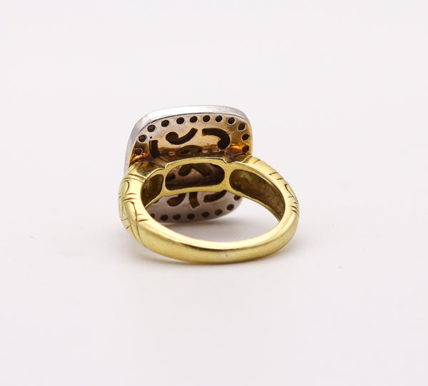 CARLO VIANI Sculptural ring In 18Kt Yellow Gold With Round Diamonds