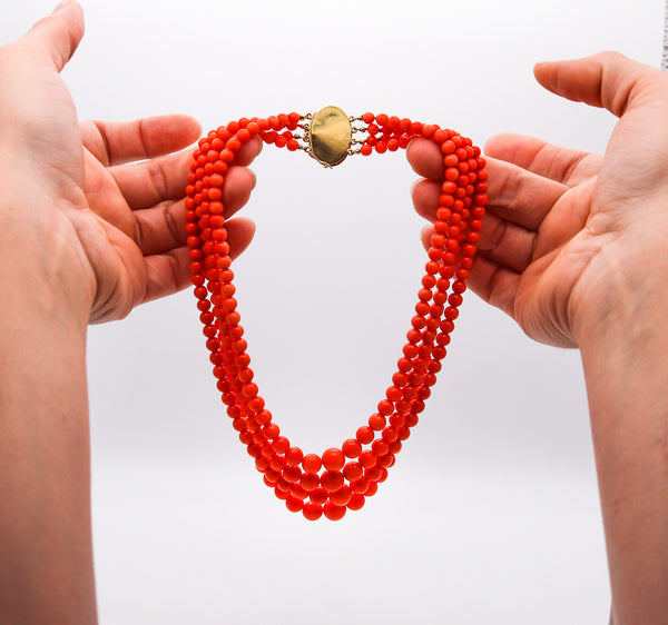 -Italian 1960 Four Strands Graduated Coral Necklace Mount In 18Kt Yellow Gold