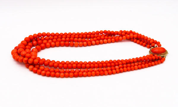 -Italian 1960 Four Strands Graduated Coral Necklace Mount In 18Kt Yellow Gold