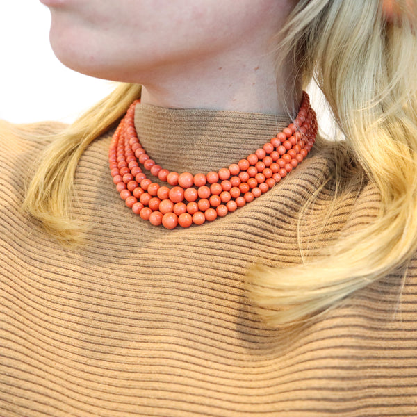 -Italian 1960 Four Strands Graduated Coral Necklace Mount In 18Kt Yellow Gold