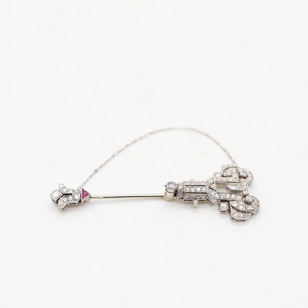 FRENCH 1925 Art-Deco Foldable Jabot In Platinum With VS Diamonds & Ruby