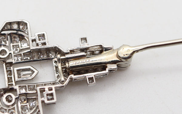 FRENCH 1925 Art-Deco Foldable Jabot In Platinum With VS Diamonds & Ruby