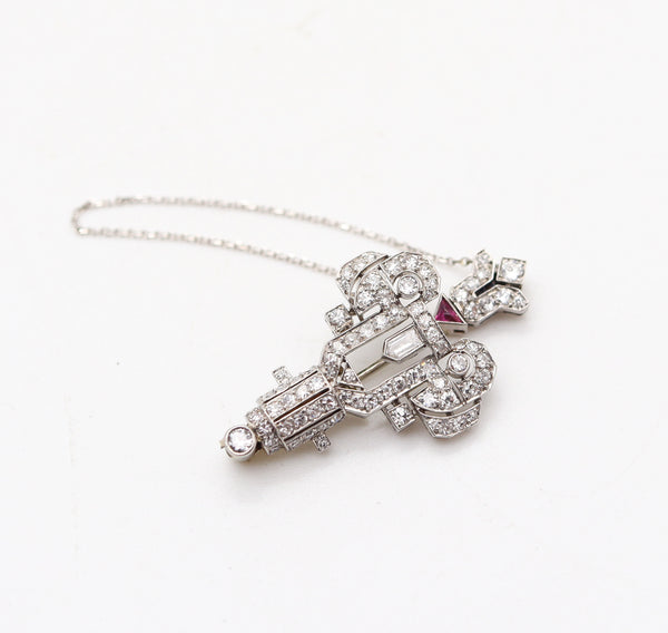 FRENCH 1925 Art-Deco Foldable Jabot In Platinum With VS Diamonds & Ruby