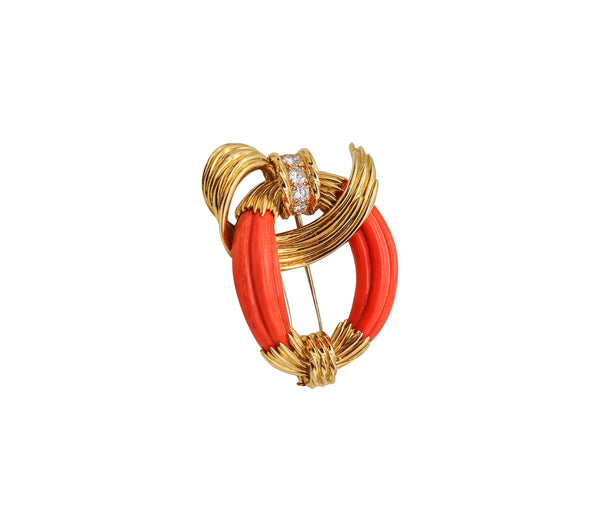 -Chaumet Paris 1960 Modernist Pendant Brooch In 18Kt Gold With Coral And Diamonds