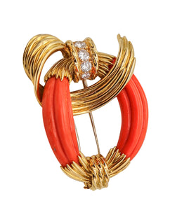 -Chaumet Paris 1960 Modernist Pendant Brooch In 18Kt Gold With Coral And Diamonds