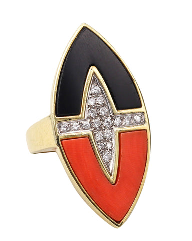 -Retro Modern 1970 Sculptural Geometric Ring In 18Kt Gold With Diamonds Coral And Onyx