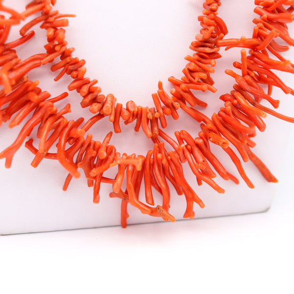 -Italian 1960 Double Strand Roots Coral Necklace Mount In Yellow Gold