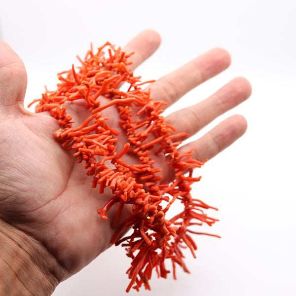 -Italian 1960 Double Strand Roots Coral Necklace Mount In Yellow Gold