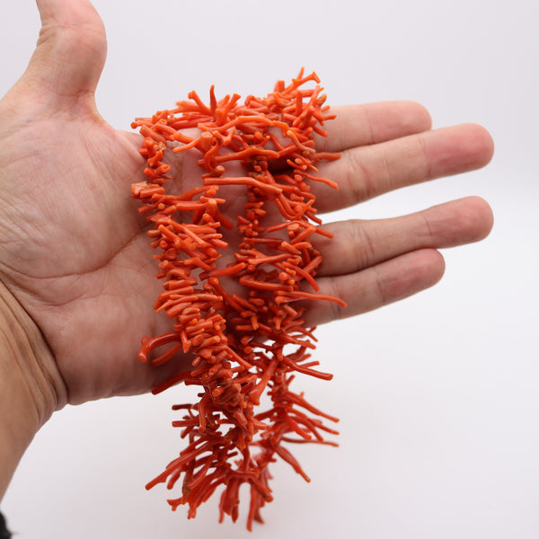 -Italian 1960 Double Strand Roots Coral Necklace Mount In Yellow Gold