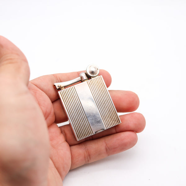 STRAUSS-ALLARD ET MEYER 1928 Art-Deco Petrol Lighter In .900 Sterling Silver