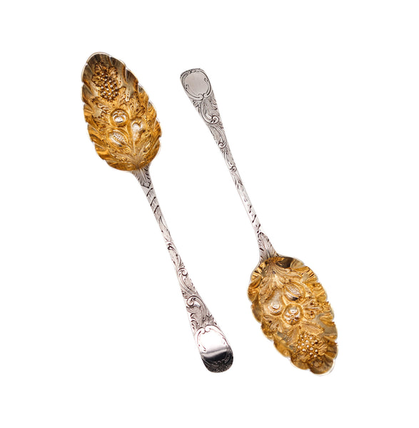 Thomas Barker 1825 London Georgian Pair Of Fruit Spoons In Gilded 925 Sterling