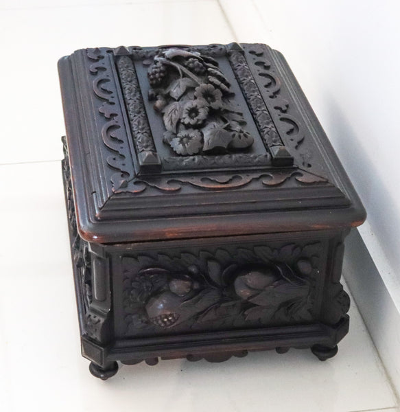 GERMANY 1870 Black Forest Oversized Cigar Humidor Box In Carved Oak Wood