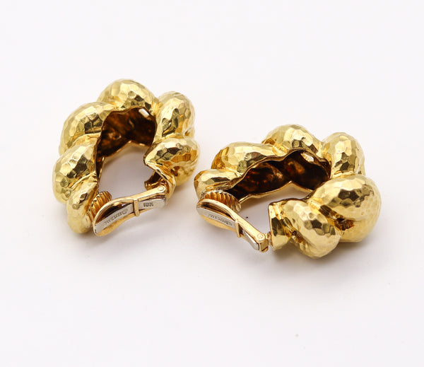 DAVID WEBB 1975 Hammered Stepped Clips-On Earrings In Solid 18Kt Yellow Gold