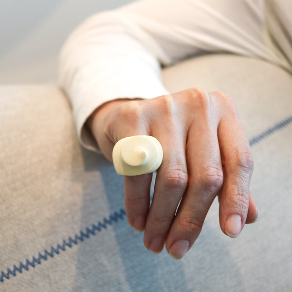 -Patricia Von Musulin 1970 Modernist Sculptural Carved Cocktail Ring