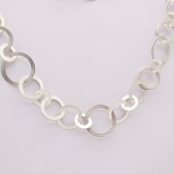 TEZER Modernist Long Geometric Circles Sautoir Necklace In .925 Sterling Silver