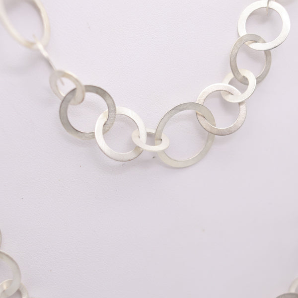 TEZER Modernist Long Geometric Circles Sautoir Necklace In .925 Sterling Silver