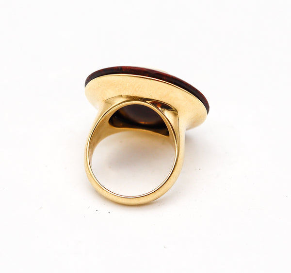 -Geometric 1970 Cocktail Ring In 18Kt Yellow Gold With Carved Macassar Wood