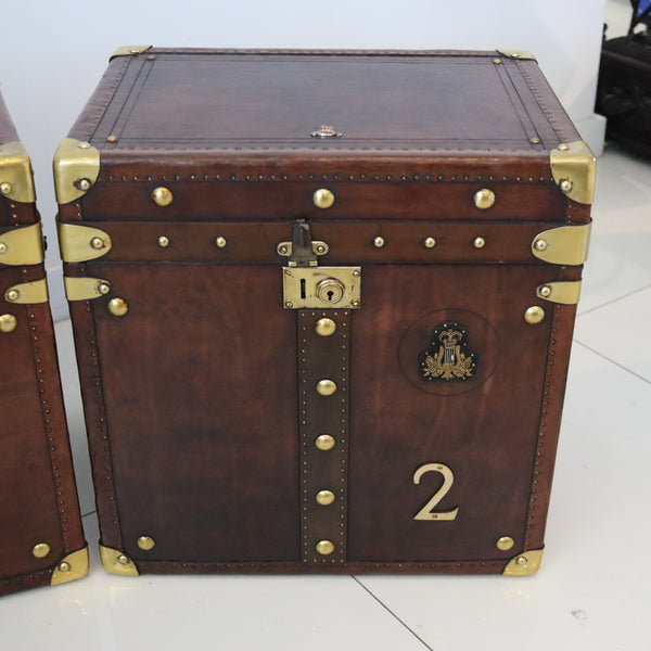 ENGLAND 1900 Victorian Pair Of Army Officer Travel Chests In Leather And Bronze