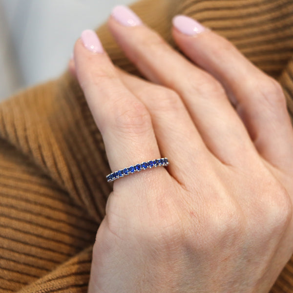 ETERNITY Ring Band In 14Kt White Gold With 1.08 Ctw In Vivid Blue Sapphires