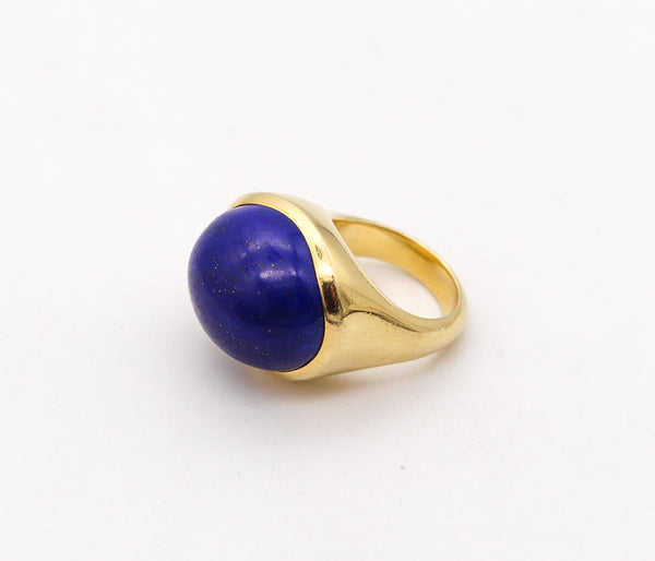 -Tiffany Co. Elsa Peretti Sculptural Ring in 18kt Gold With 25.70 Cts Lapis Lazuli