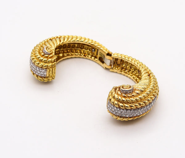 -David Webb 1960 Bangle Bracelet In 18Kt Yellow Gold With 9.52 Ctw In Diamonds