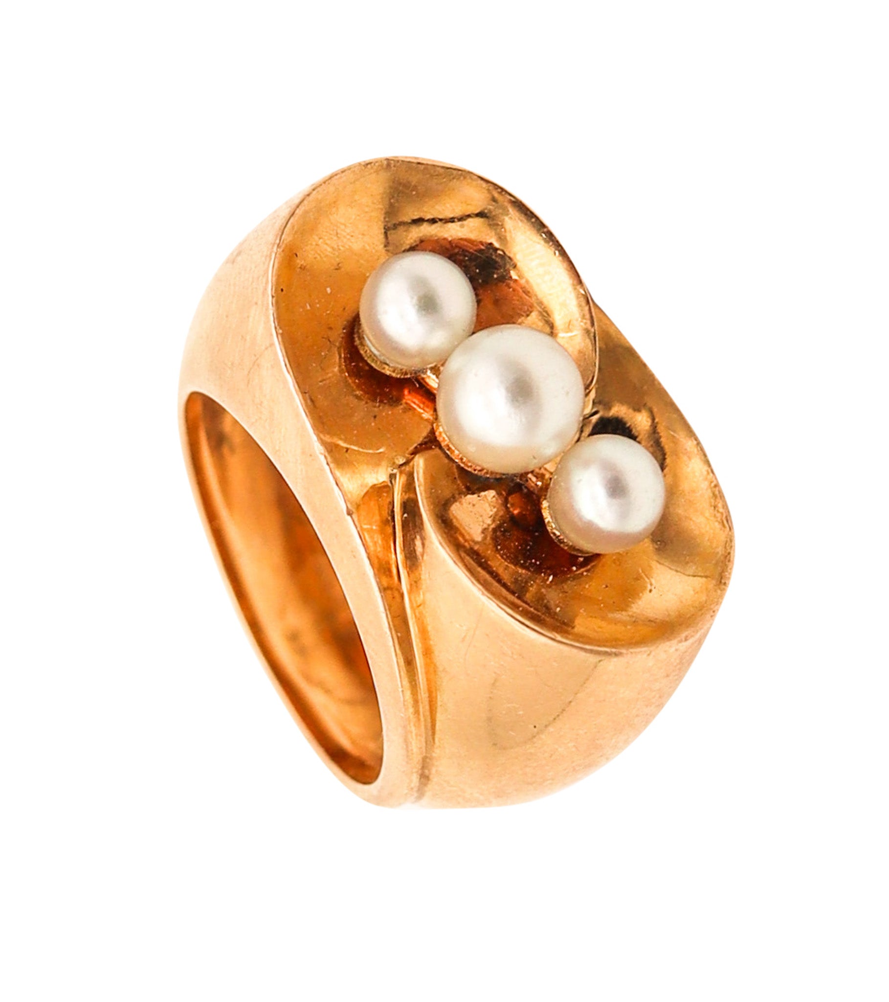 RAYMOND TEMPLIER 1960 Sculptural Ring In 18Kt Yellow Gold With Natural Pearls