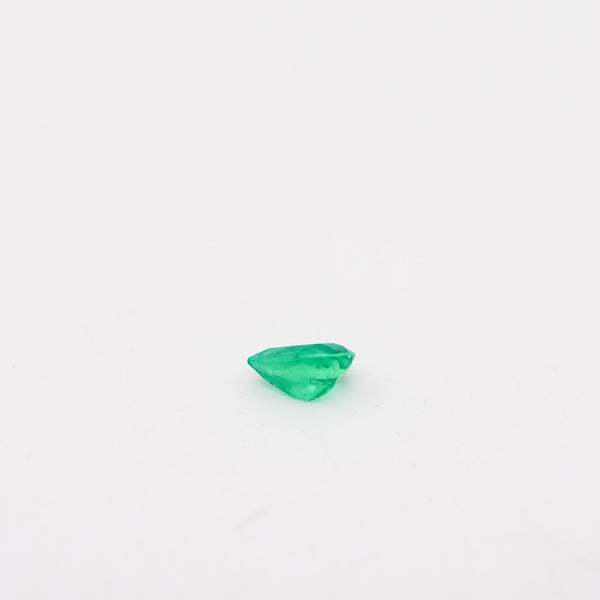 CERTIFIED Emerald Pear Shaped Vivid Green 1.91 Carats AGL-1127036