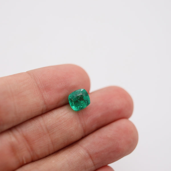 GIA CERTIFIED Colombian Emerald Cushion Shape Vivid Green 3.28 Cts GIA-6227761533