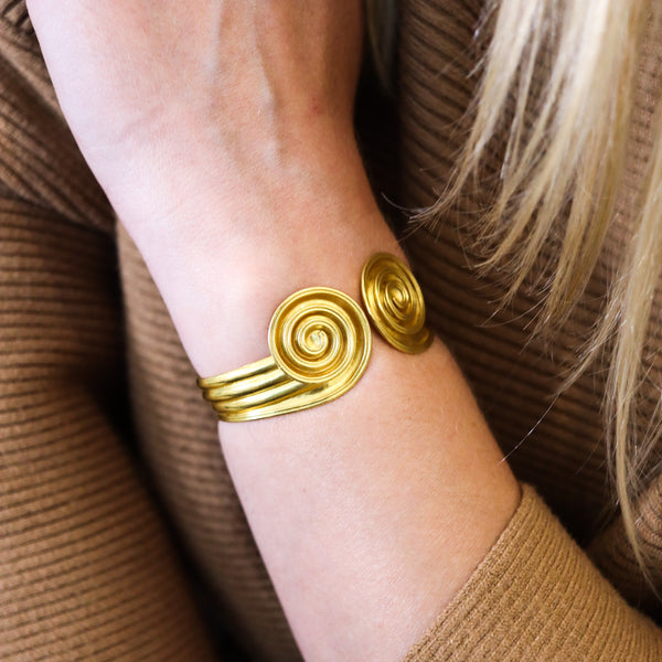 -Lalaounis 1970 The Minoans And Mycenaeans Bangle Bracelet In Solid 18Kt Yellow Gold