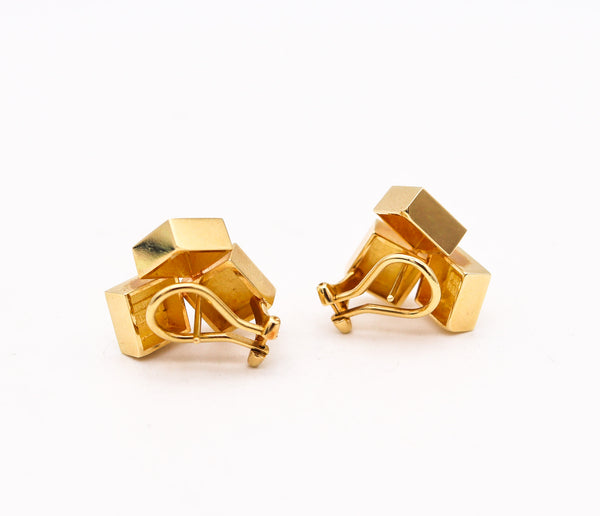 -Antonio Cavelti 1970 For Maison Birks Geometric Sculptural Earrings In 18Kt Yellow Gold