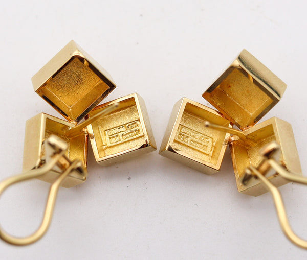 -Antonio Cavelti 1970 For Maison Birks Geometric Sculptural Earrings In 18Kt Yellow Gold