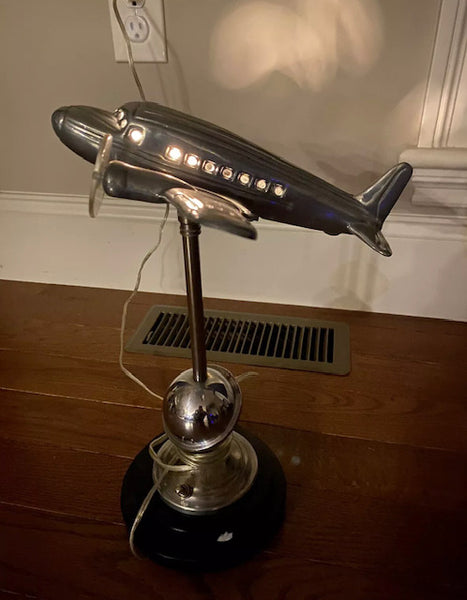 AIRPLANE 1940 Art Deco Desk Table Lamp In Chromed Steel And Clear Lucite