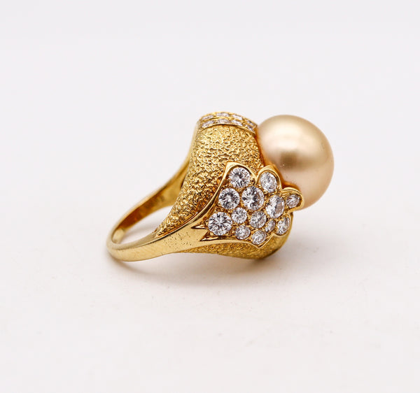 -Van Cleef Arpels Golden Pearl Cocktail Ring In 18Kt Gold With 3.46 Ctw In Diamonds