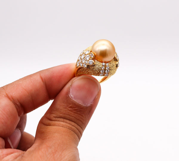 -Van Cleef Arpels Golden Pearl Cocktail Ring In 18Kt Gold With 3.46 Ctw In Diamonds