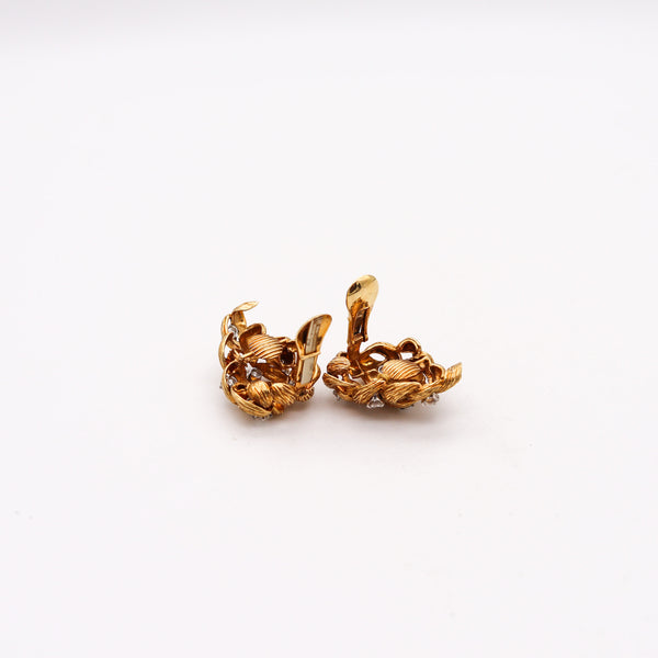 -David Webb 1960 Classic Floral Earrings In 18Kt Gold With 2.24 Ctw In Diamonds