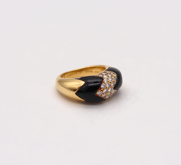 -Van Cleef Arpels 1970 Geometric Ring In 18Kt Gold With Diamonds And Black Onyx