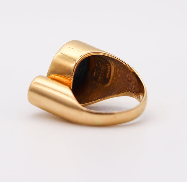 REINHOLD REILING 1970 Germany Modernist Ring In 18Kt Gold With Lapis & Diamonds