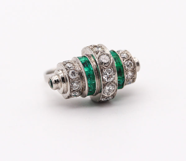 ART DECO 1925 Cocktail Geometric Ring In Platinum 3.19 Ctw Diamonds & Emeralds