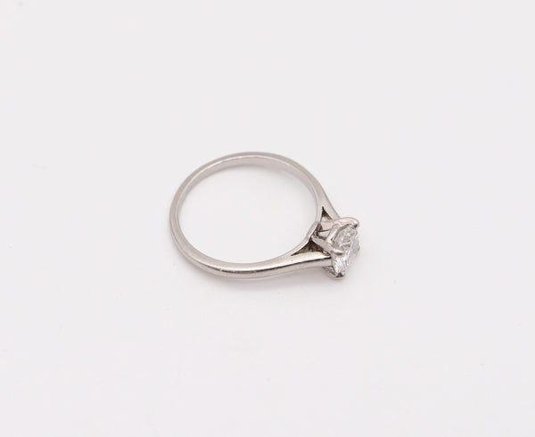 CARTIER Paris Vintage Solitaire Ring In Platinum With 1.01 Carats VVS Diamond