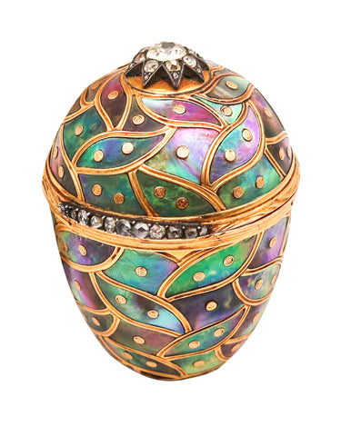 -Austrian 18th Century Egg Shaped Box In 18Kt Gold With Diamonds & Abalone Shell