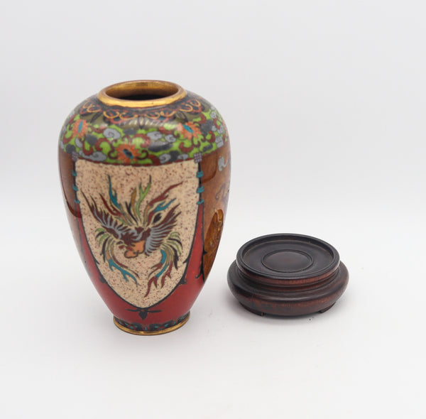 -Japan 1890 Meiji Period Decorative Vase In Cloisonné Enamel With Wood Base