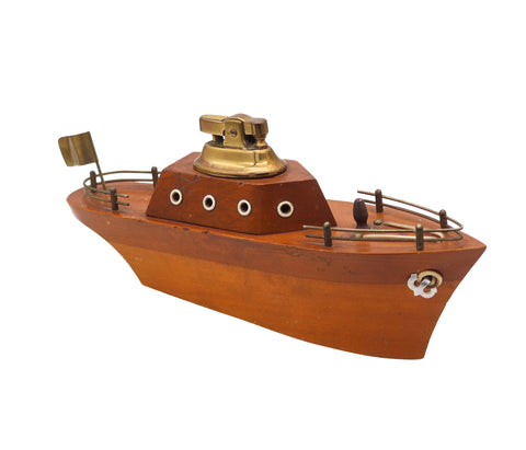 ENGLAND 1950 Mid-Century Desk Table Lighter In a Carved Wood Yacht
