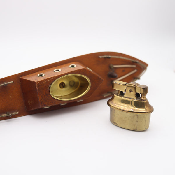 ENGLAND 1950 Mid-Century Desk Table Lighter In a Carved Wood Yacht