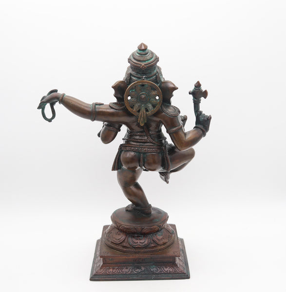 -Nepalese-Tibetan 19th Century Dancing Ganesha Sculpture In Patinated Solid Bronze