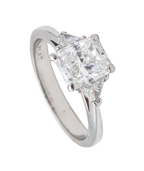CARTIER Paris Starburst Three-Stones Ring In Platinum With 1.55 Carats VVS Diamonds