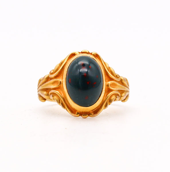 -Austrian 1890 Art Nouveau Ring In 18Kt Yellow Gold With Oval Bloodstone
