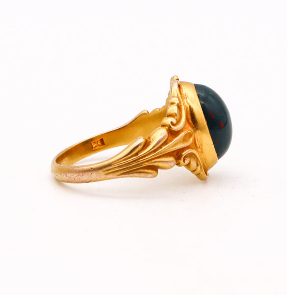 -Austrian 1890 Art Nouveau Ring In 18Kt Yellow Gold With Oval Bloodstone