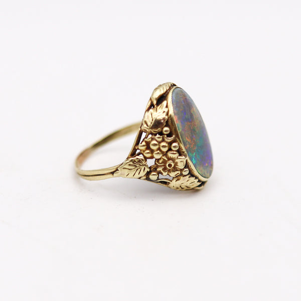 -American 1895 Art Nouveau Ring In 14Kt Yellow Gold With 3.42 Cts Black Opal