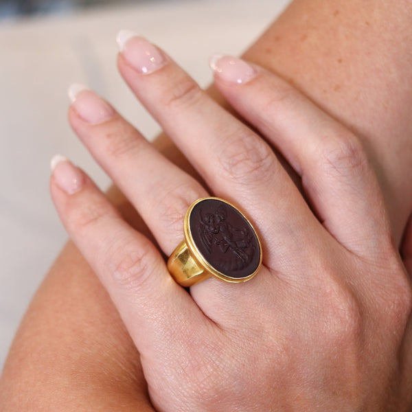 -Etruscan Intaglio Signet Cocktail Ring With Carved Carnelian In 18Kt Yellow Gold